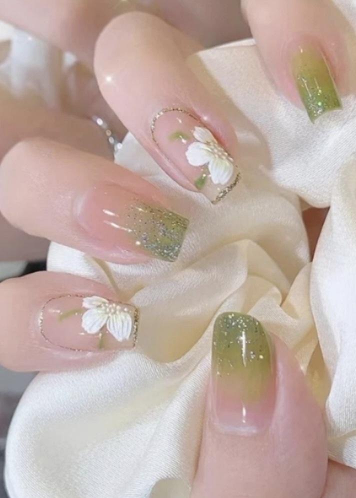 HOTNAIL BEDOK