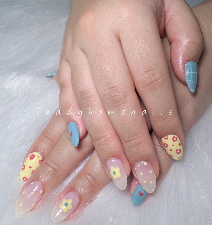 Teddyhomenails @ Punggol (Home Based Nail Salon)