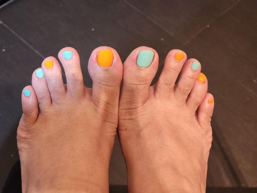 FE The Nail Lounge