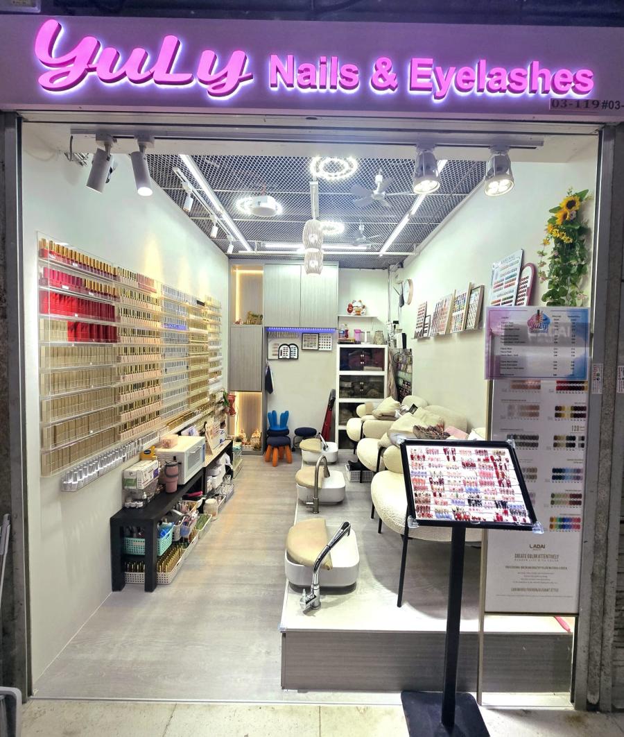 YuLy Nails & Eyelashes