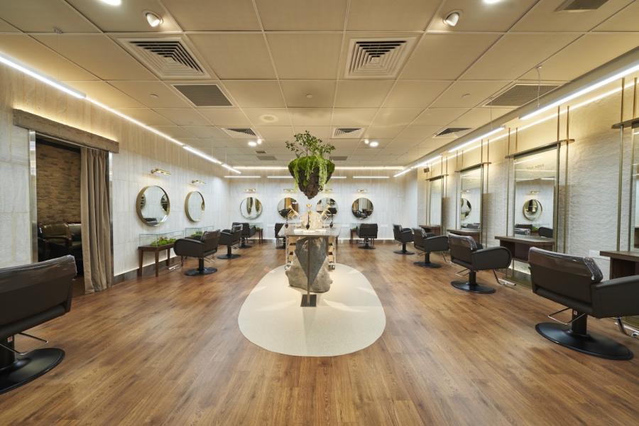 Chez Vous: HideAway Hair Salon