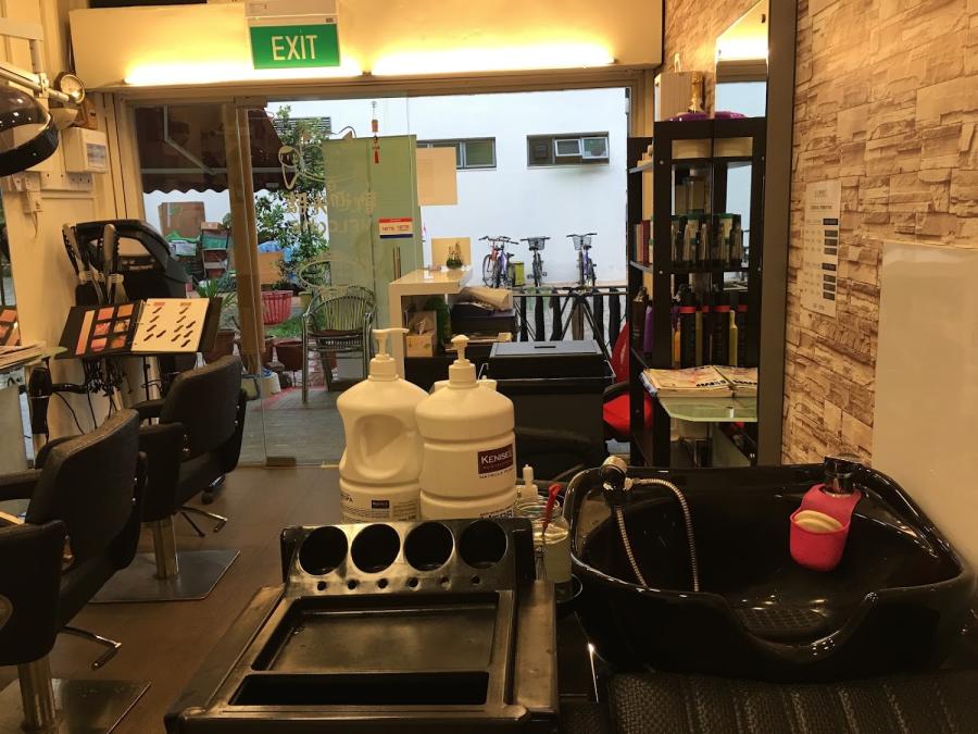 October Hair Salon