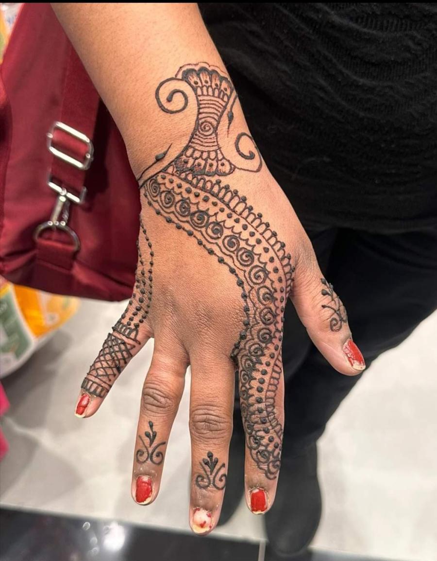 Menaka's Beauty Salon