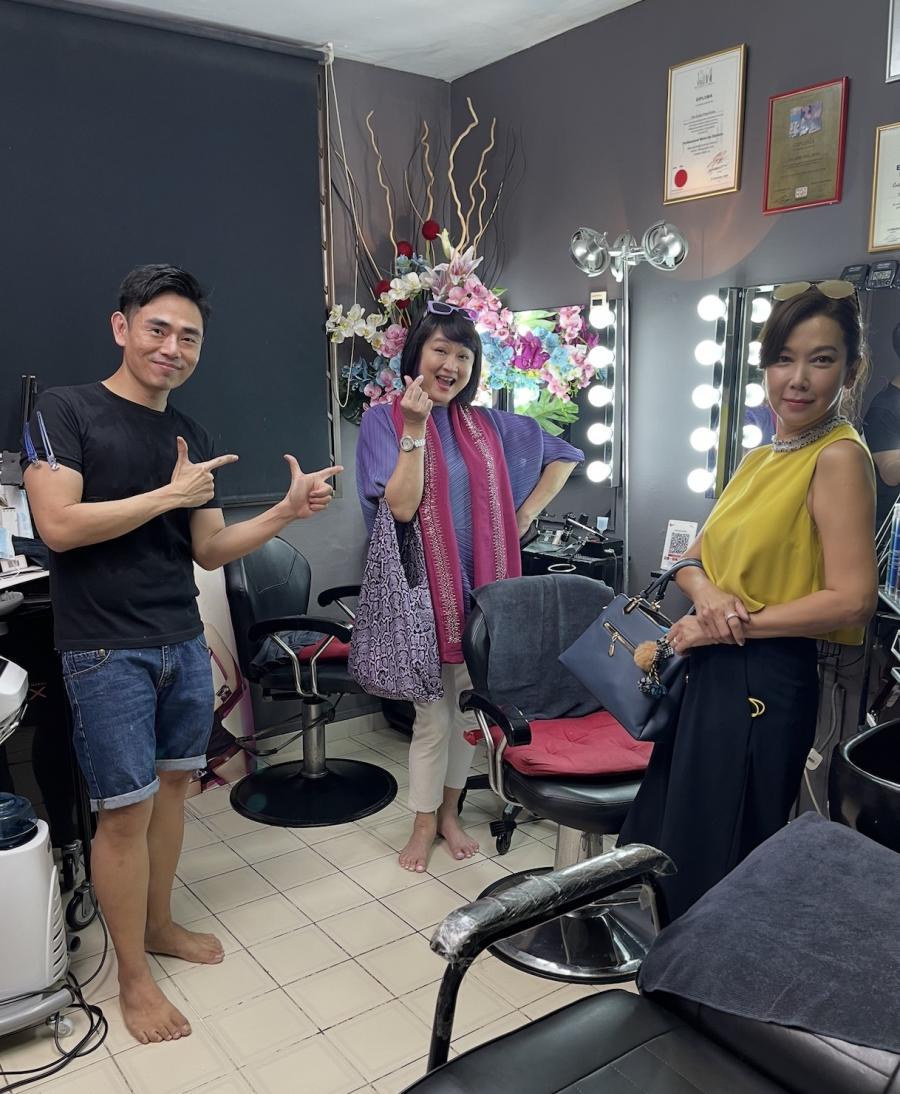 Kenny Tan Hair Designer & Make Up Artist - Hits Hair Studio (陈良通 发型设计兼化妆师）