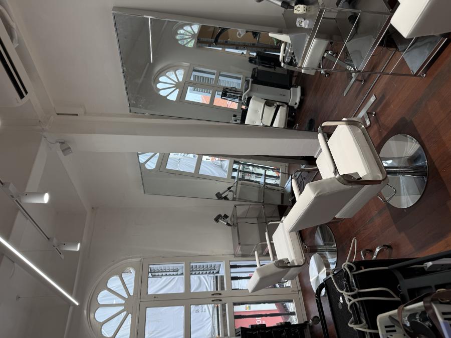 AUGUST Hair Salon