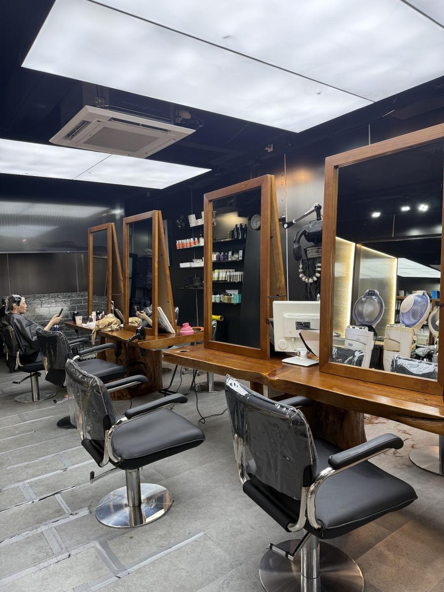 Meet U Hair Studio