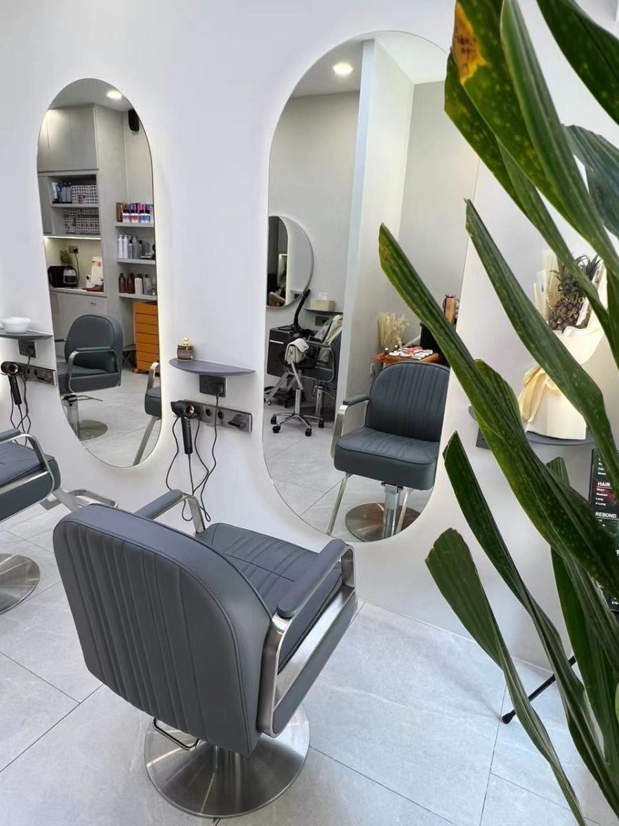 B5 Salon