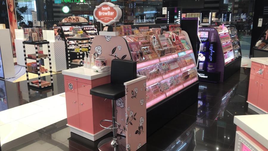Benefit Cosmetics Brow Bar
