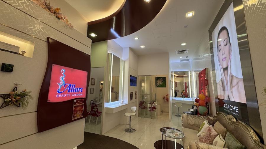 Allure Beauty Saloon (City Square Mall)