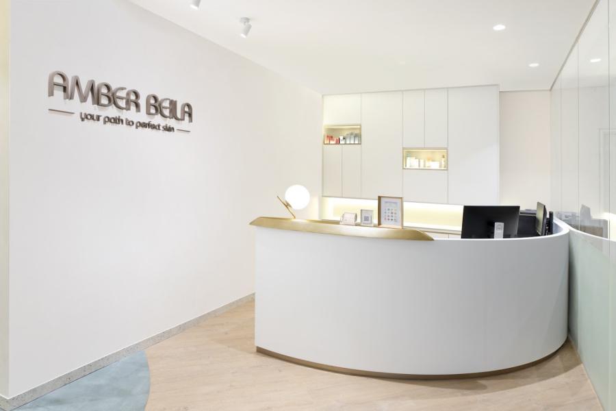 Amber Beila (One Raffles Place)